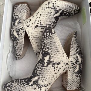 Steve Madden Black and White Snakeskin Heeled Boots